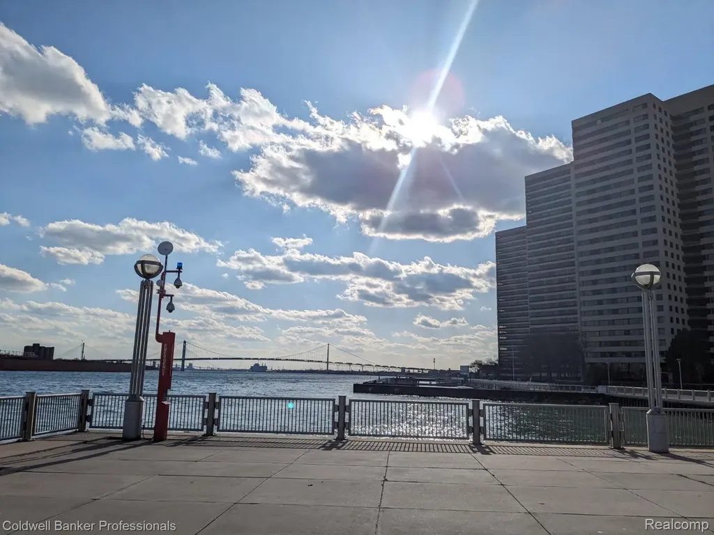 1001 W Jefferson Riverfront Drive Detroit City MI 48226