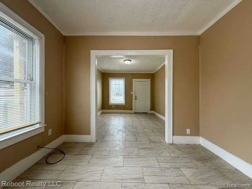 10028 Petoskey Avenue Detroit City MI 48204