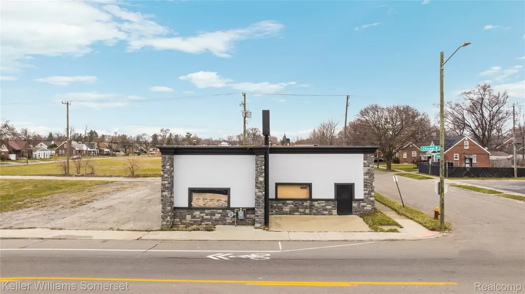 14700 W Chicago Street Detroit City MI 48228