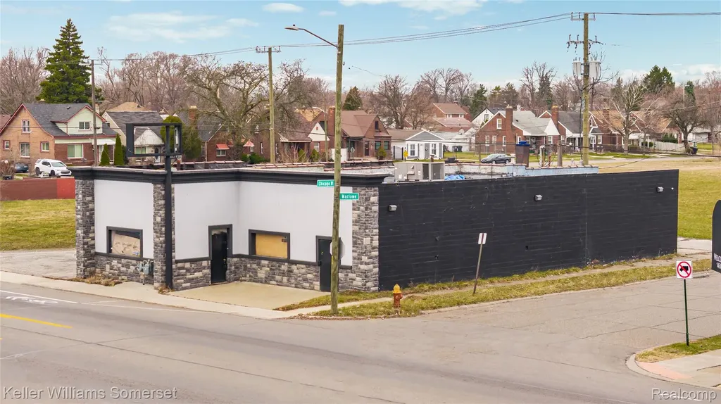 14700 W Chicago Street Detroit City MI 48228