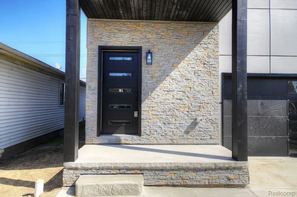 2808 Goodrich Street Ferndale City MI 48220