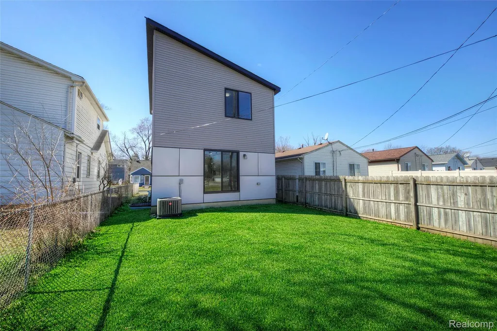 2808 Goodrich Street Ferndale City MI 48220