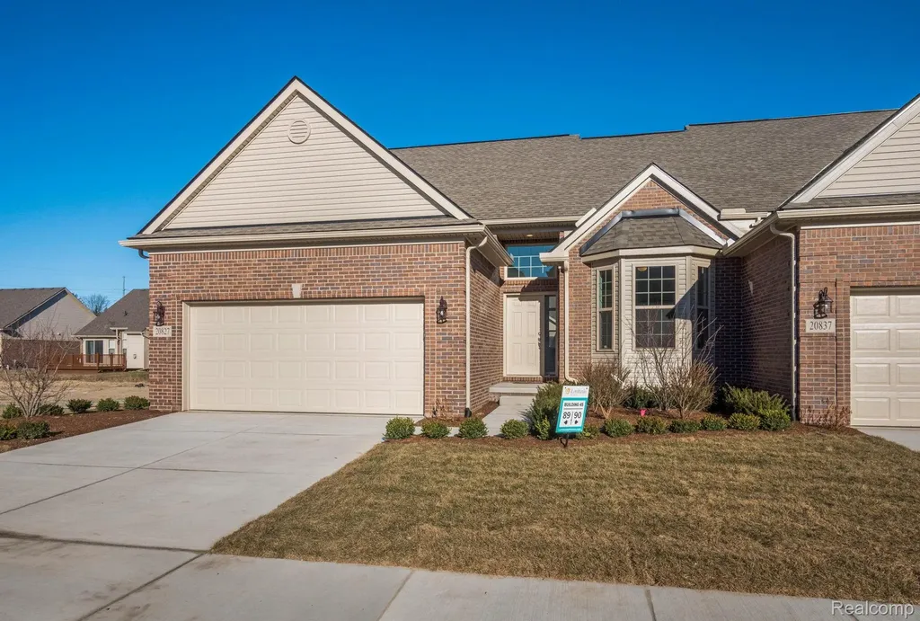 20787 Burn Drive Macomb Township MI 48044