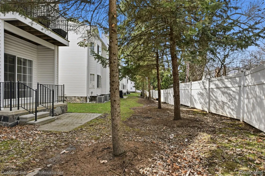 1678 Cassady Place Drive Plymouth City MI 48170