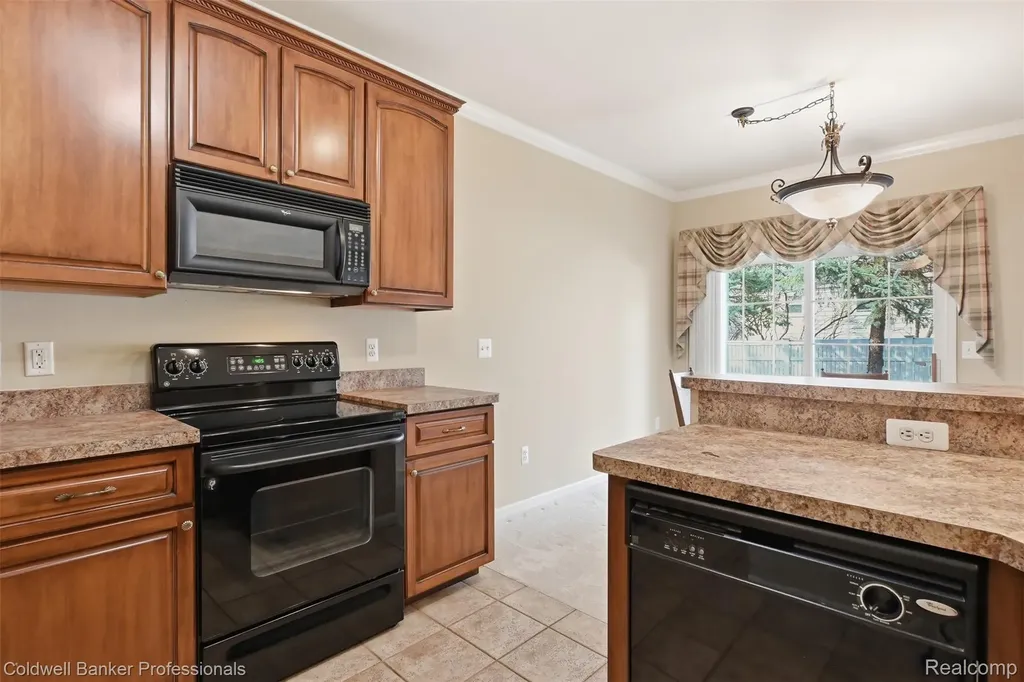 1678 Cassady Place Drive Plymouth City MI 48170