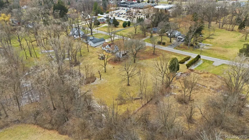 24818 Lois Lane Southfield City MI 48075