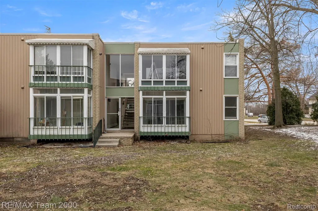 33379 Fargo Street Livonia City MI 48152