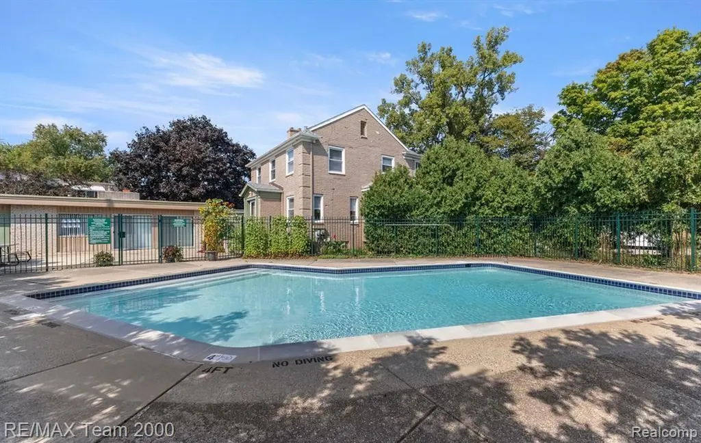 33379 Fargo Street Livonia City MI 48152