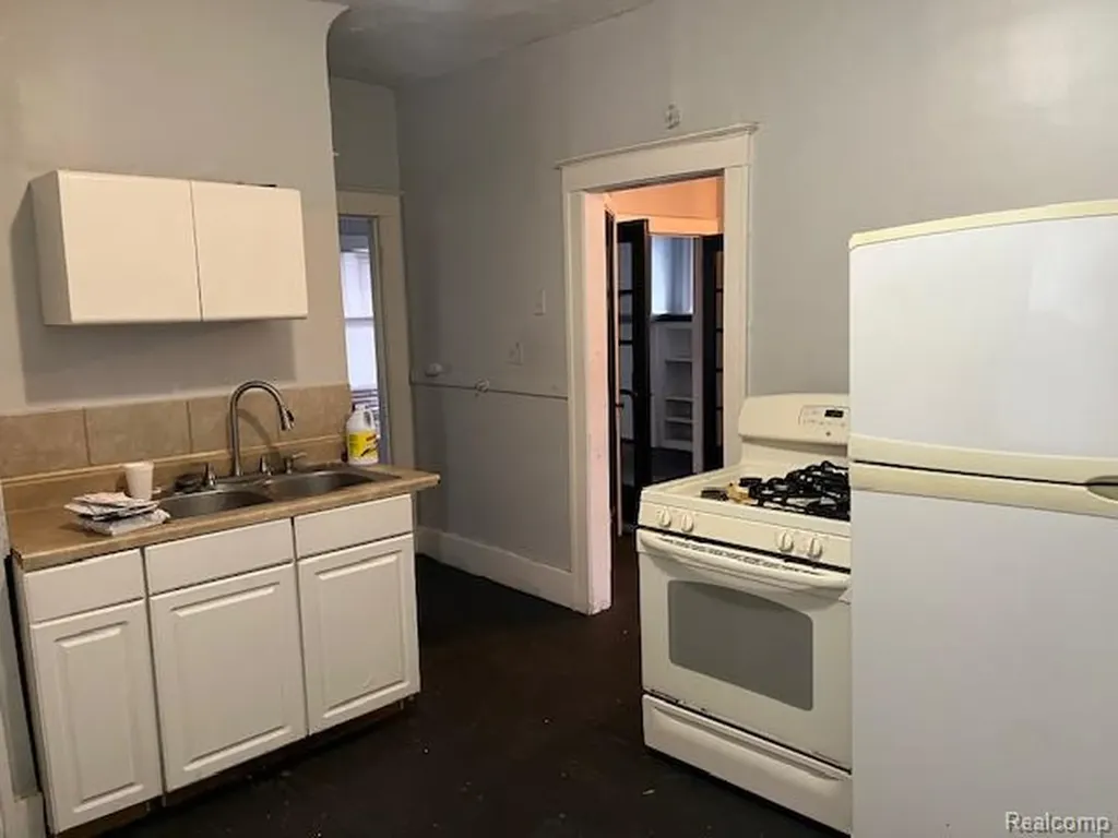 816 Algonquin Street Detroit City MI 48215