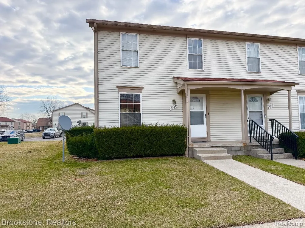 35214 Taffy Drive Sterling Heights City MI 48312