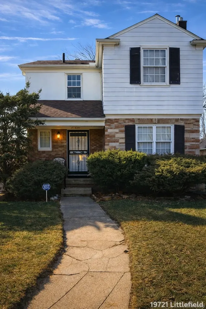 19721 Littlefield Street Detroit City MI 48235