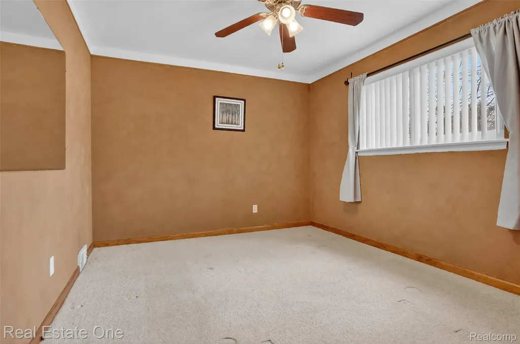 8232 Hillcrest Boulevard Westland City MI 48185