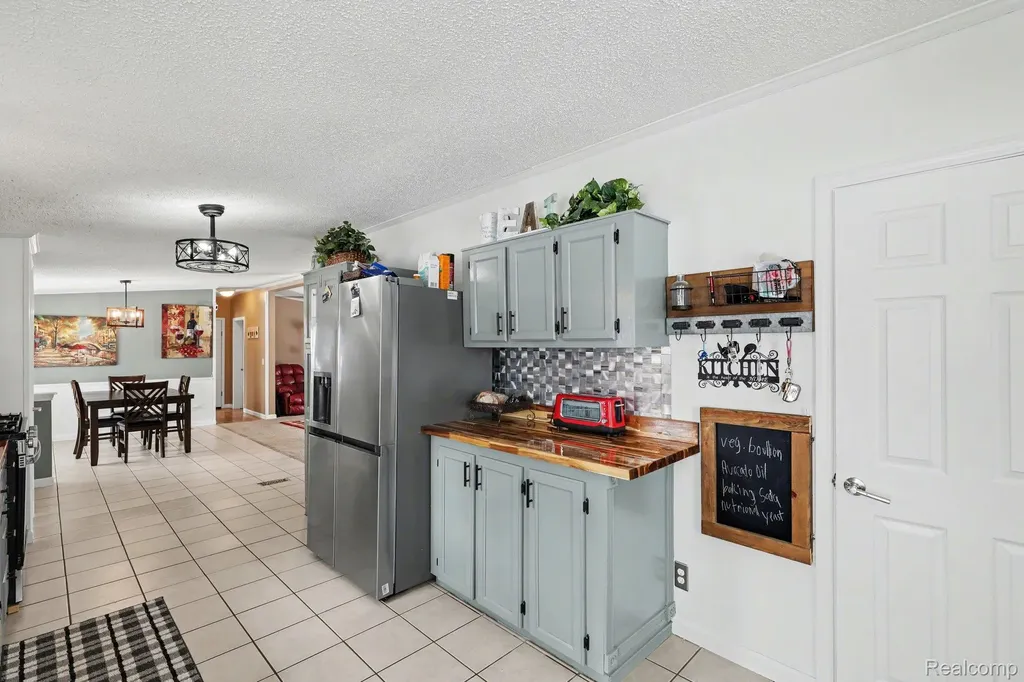 4458 Palms Road Casco Township MI 48064