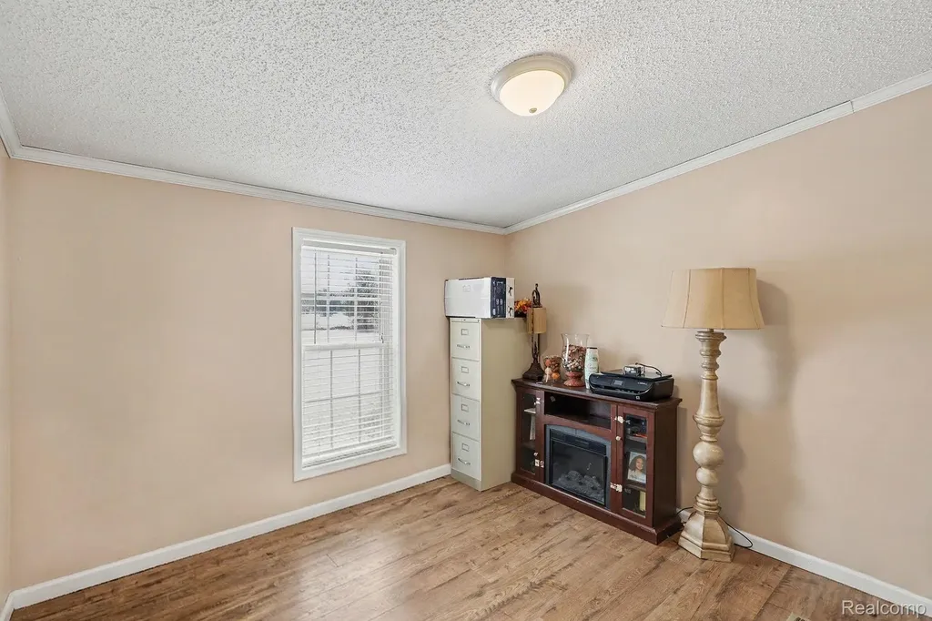 4458 Palms Road Casco Township MI 48064
