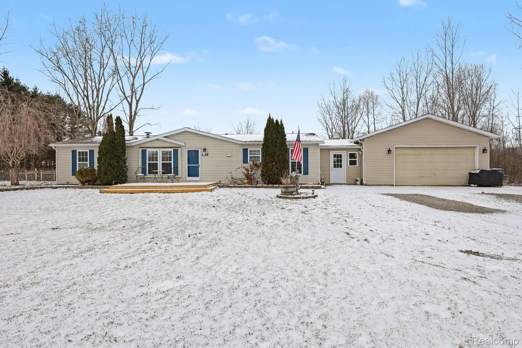 4458 Palms Road Casco Township MI 48064