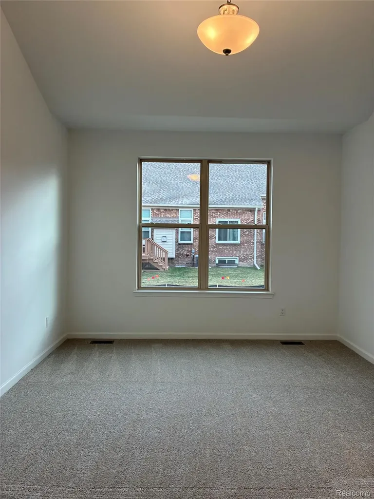 20803 Burn Drive Macomb Township MI 48044