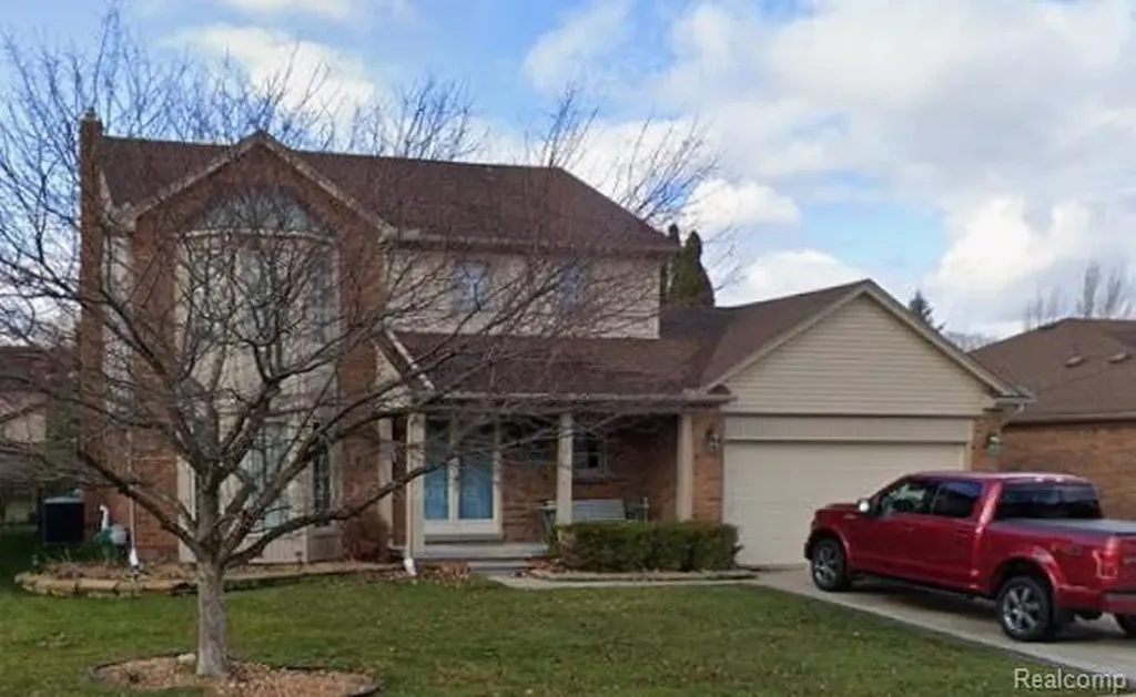 44165 Cadburry Drive Clinton Charter Township MI 48038