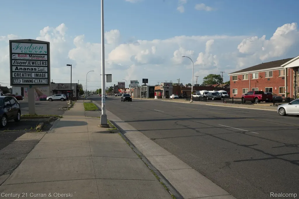 6811 Schaefer Road Dearborn City MI 48126