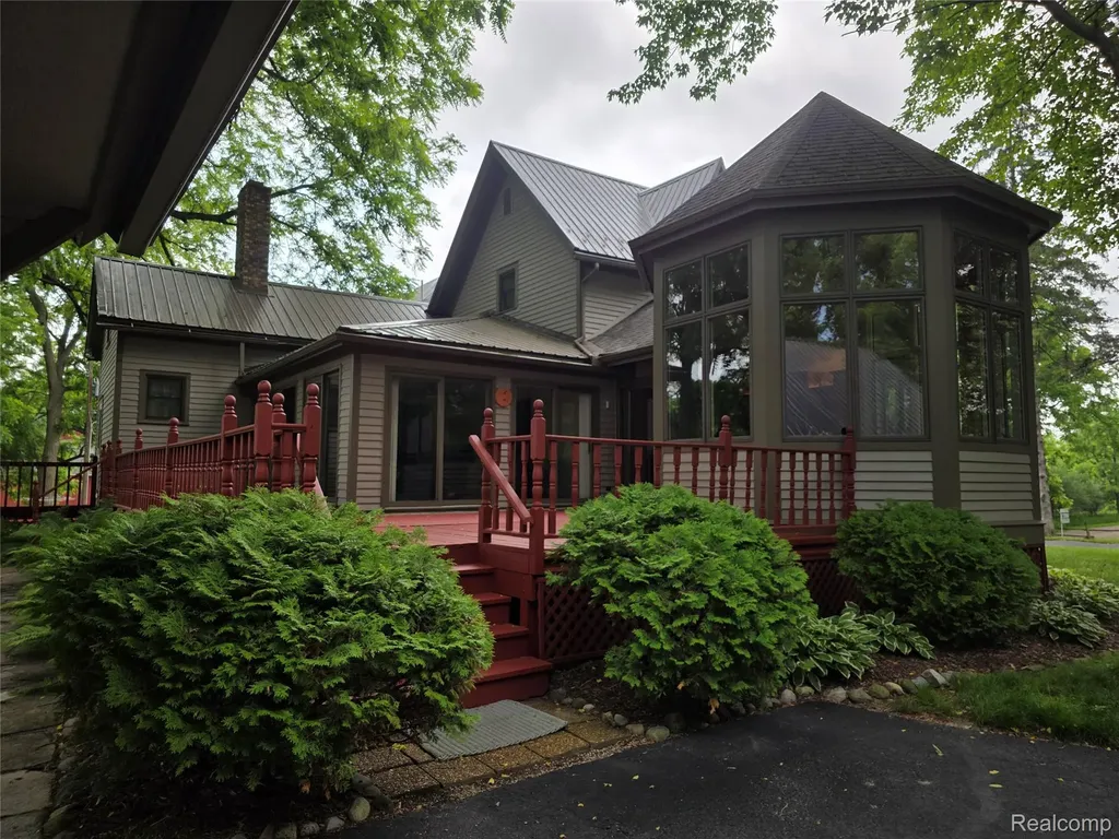 3801 Hollow Corners Road Dryden Township MI 48428