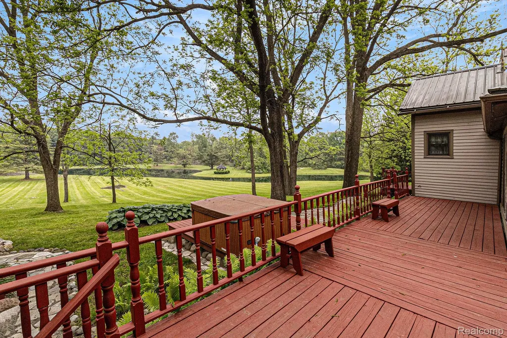 3801 Hollow Corners Road Dryden Township MI 48428