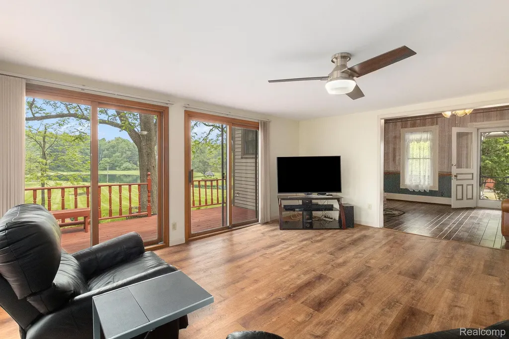 3801 Hollow Corners Road Dryden Township MI 48428