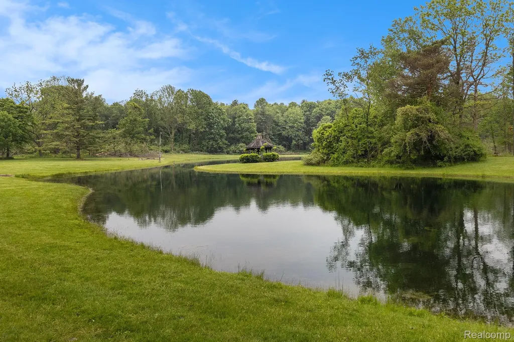 3801 Hollow Corners Road Dryden Township MI 48428
