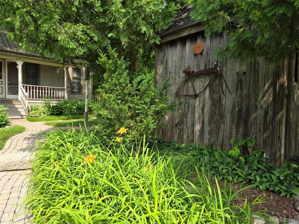 3801 Hollow Corners Road Dryden Township MI 48428