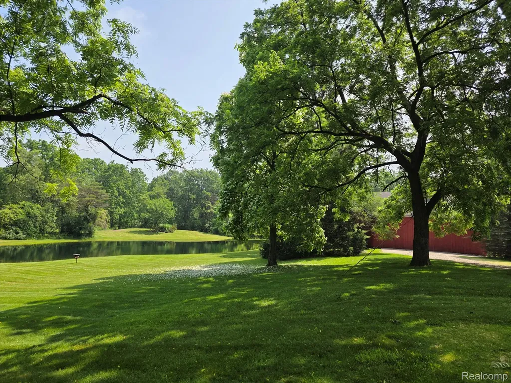 3801 Hollow Corners Road Dryden Township MI 48428