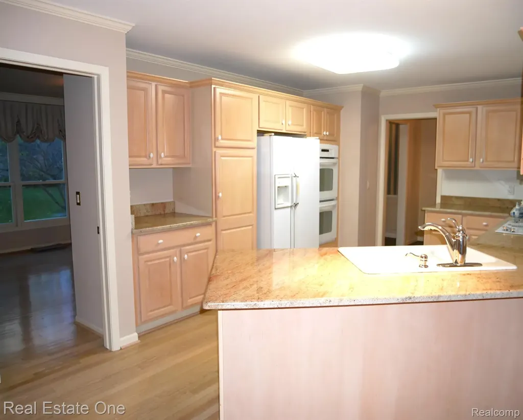7383 Simsbury Drive West Bloomfield Charter Township MI 48322