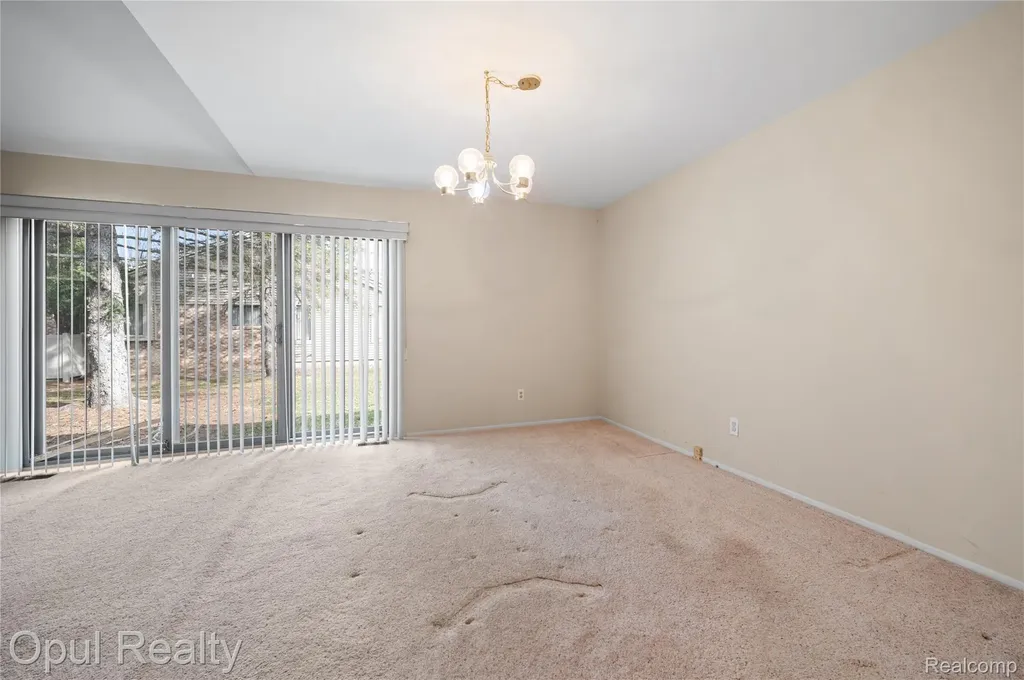 27323 Apple Blossom Lane Southfield City MI 48034
