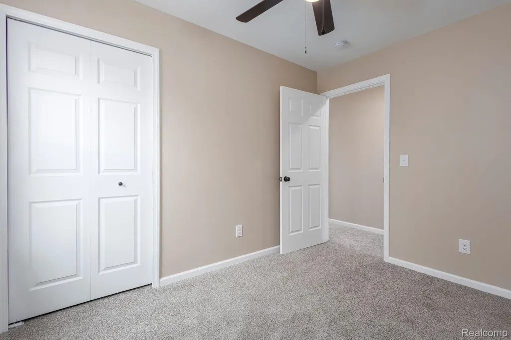 23147 Tawas Avenue Hazel Park City MI 48030