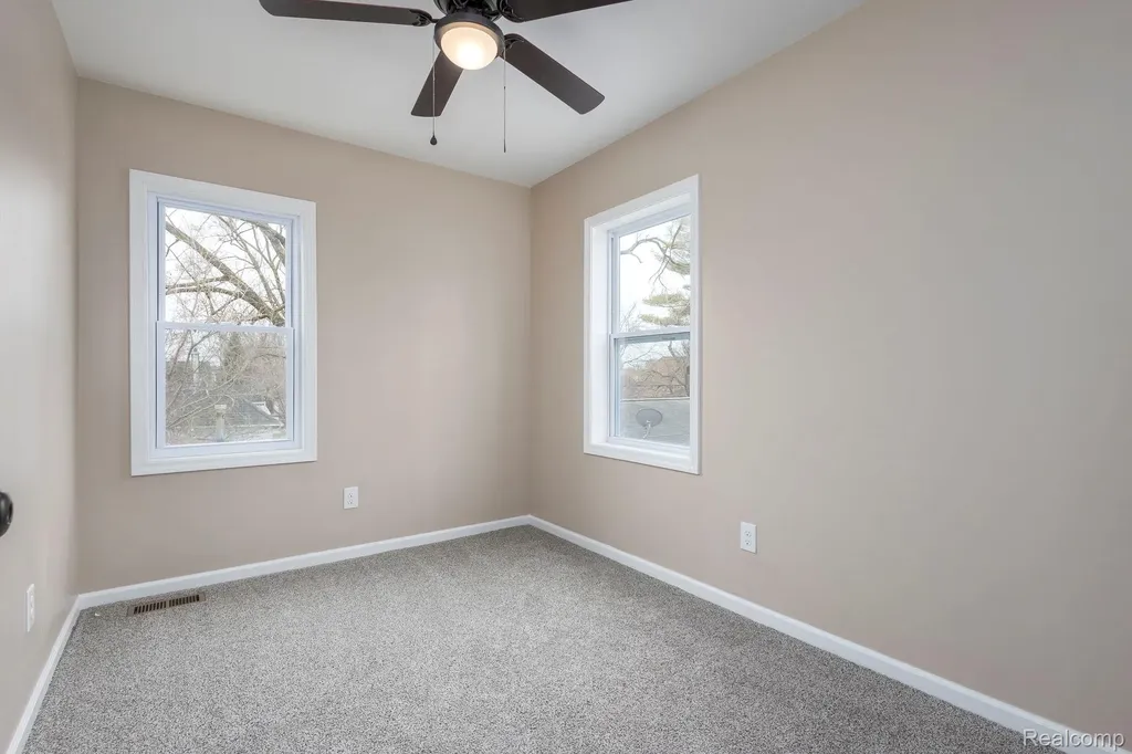 23147 Tawas Avenue Hazel Park City MI 48030