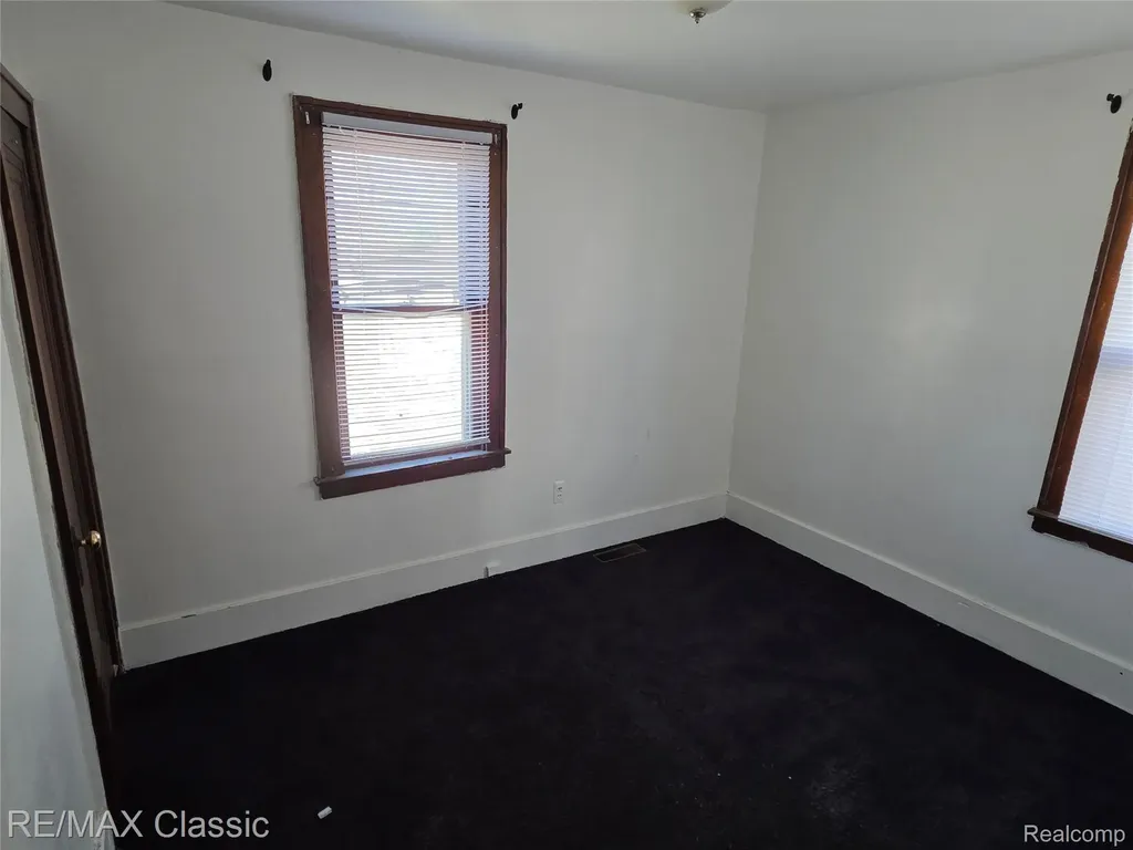 15307 Biltmore Street Detroit City MI 48227