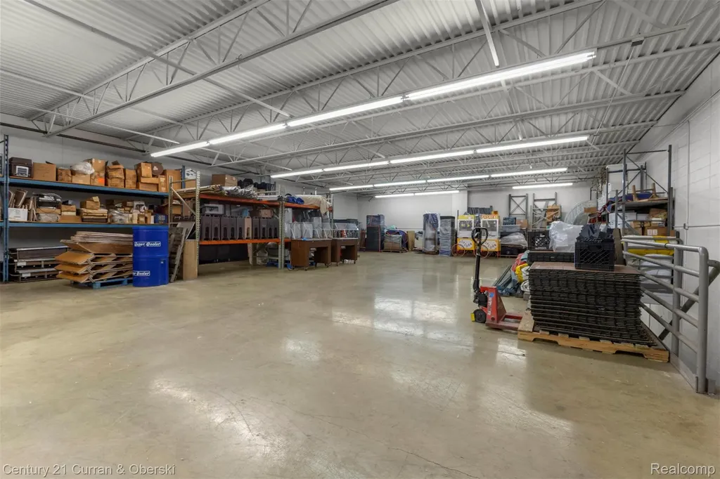 24101 W Warren Street Dearborn Heights City MI 48127