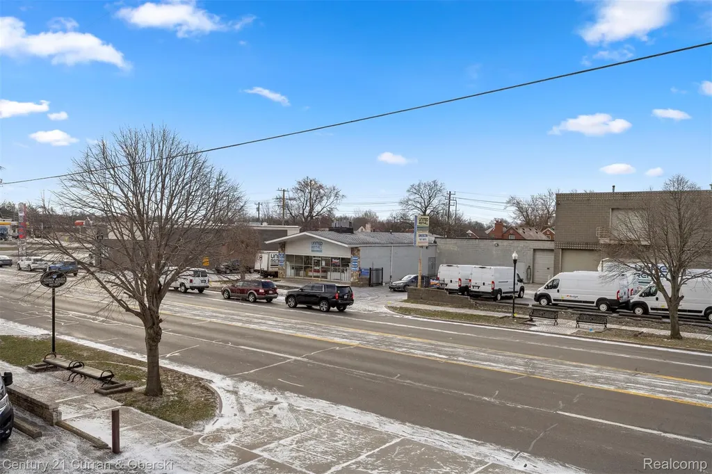 24101 W Warren Street Dearborn Heights City MI 48127