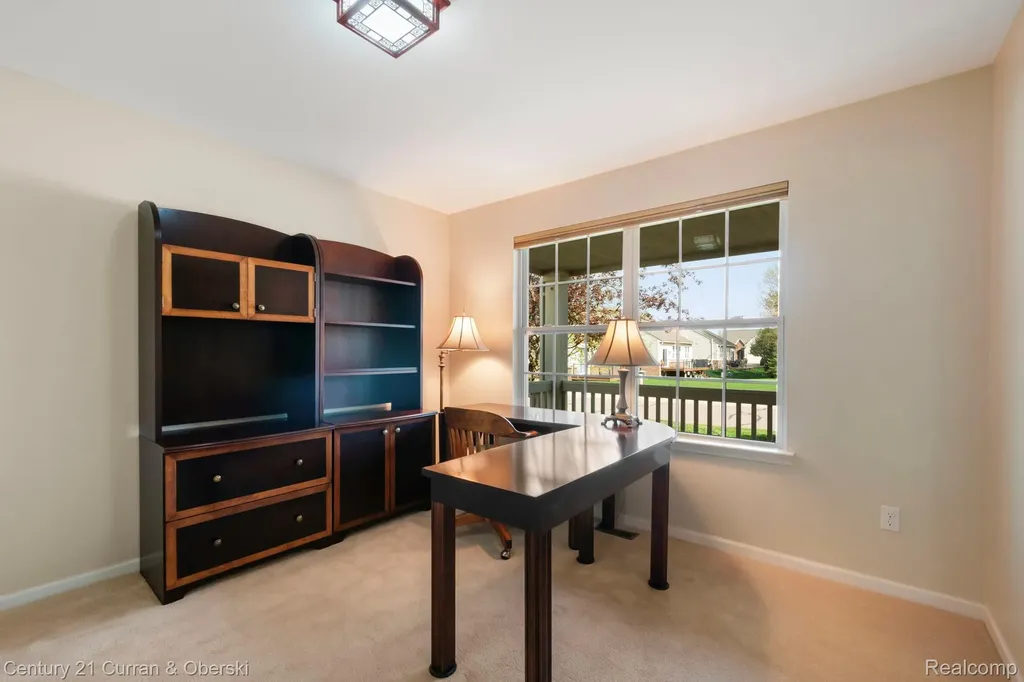 1091 Paddock Drive South Lyon City MI 48178