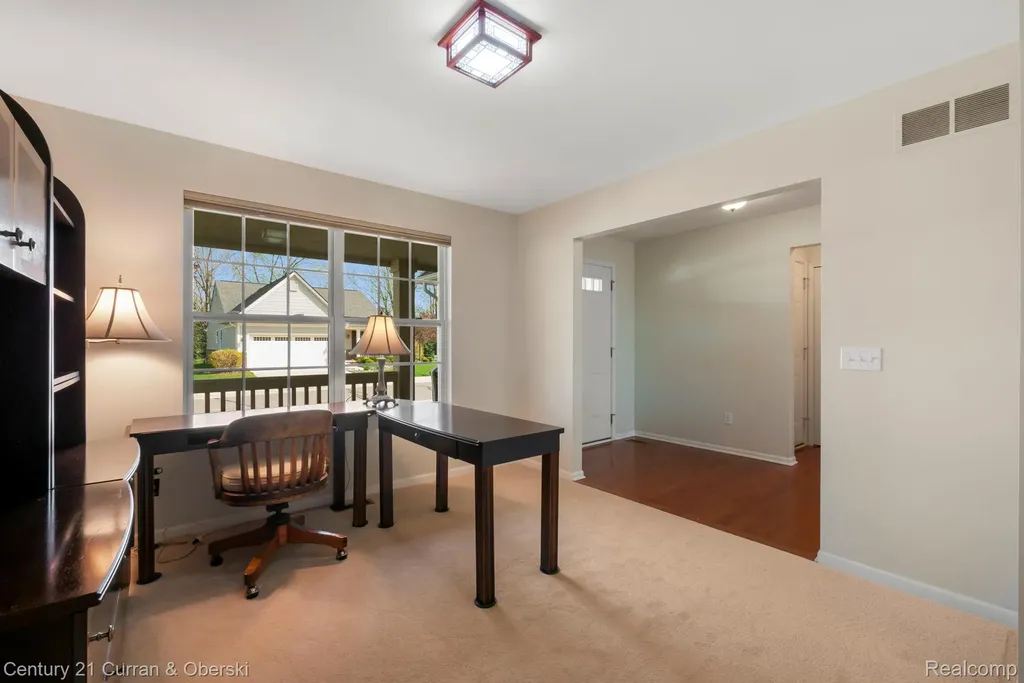 1091 Paddock Drive South Lyon City MI 48178