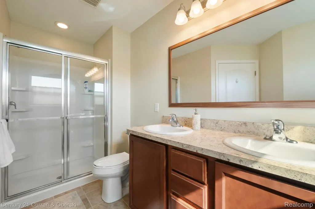 1091 Paddock Drive South Lyon City MI 48178