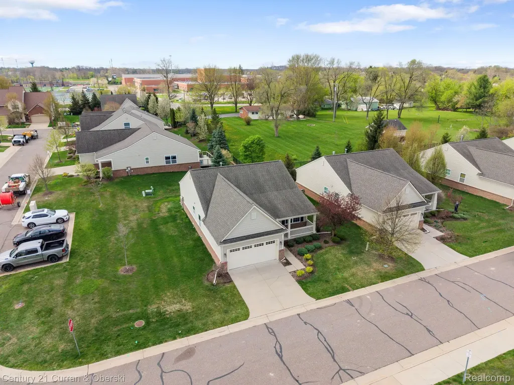 1091 Paddock Drive South Lyon City MI 48178