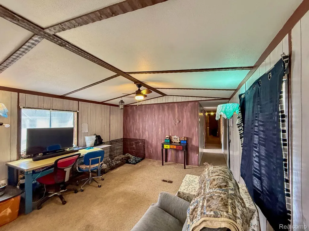 435 Rustic Lane S Sumpter Township MI 48111