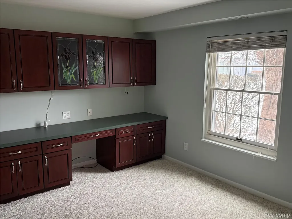 3553 Port Cove Drive Waterford Charter Township MI 48328