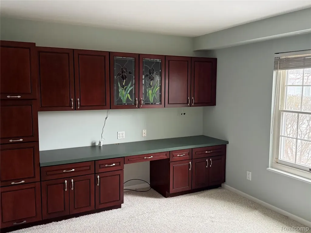 3553 Port Cove Drive Waterford Charter Township MI 48328