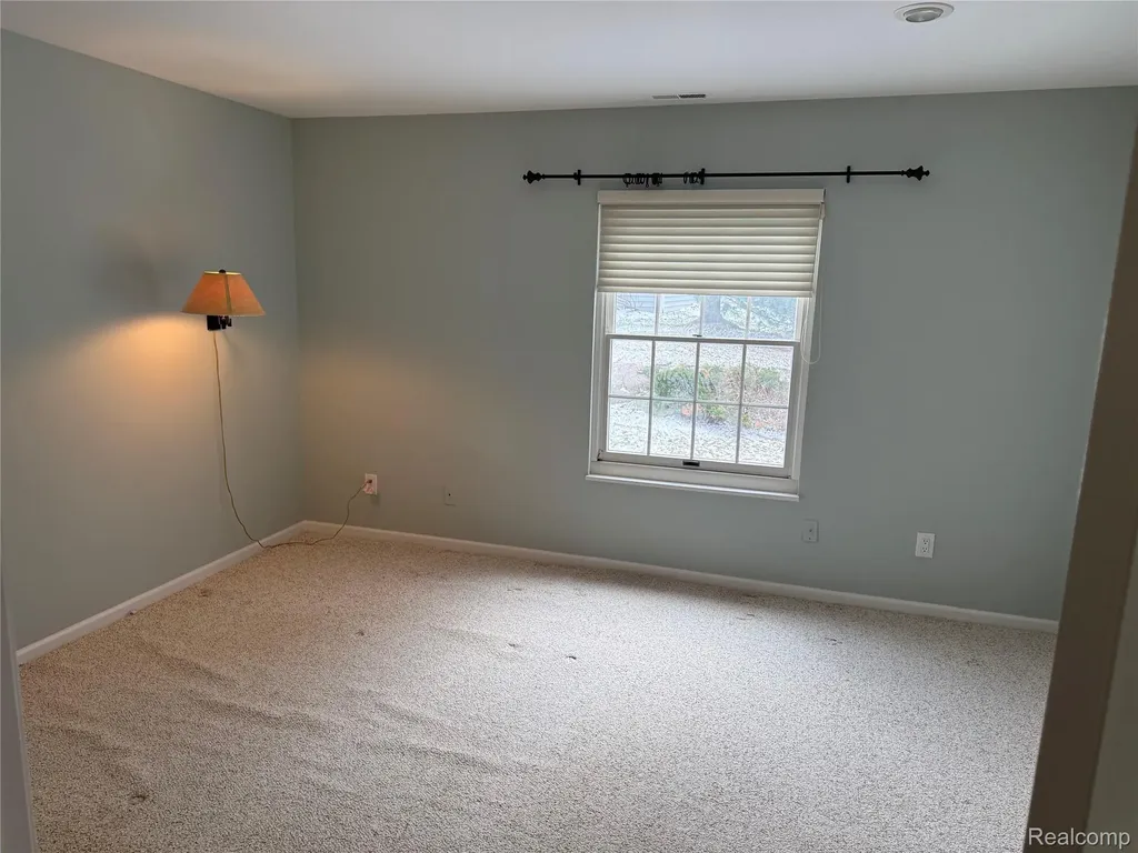 3553 Port Cove Drive Waterford Charter Township MI 48328