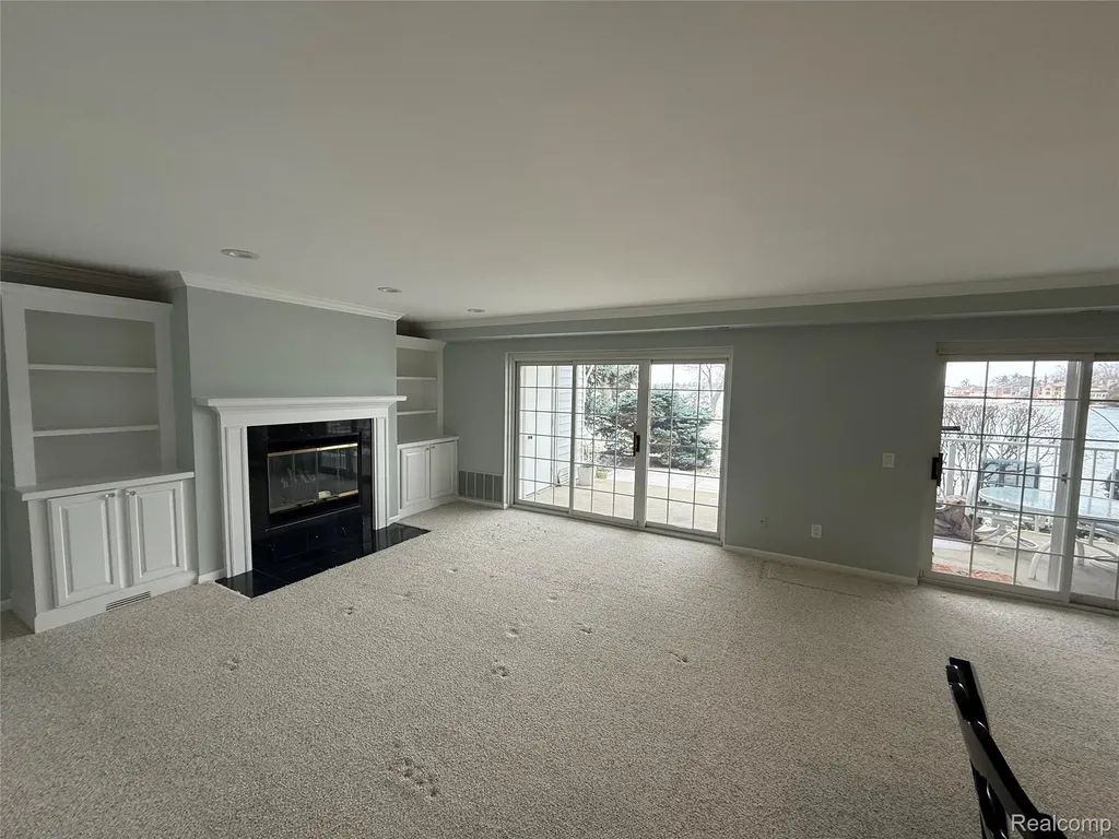 3553 Port Cove Drive Waterford Charter Township MI 48328