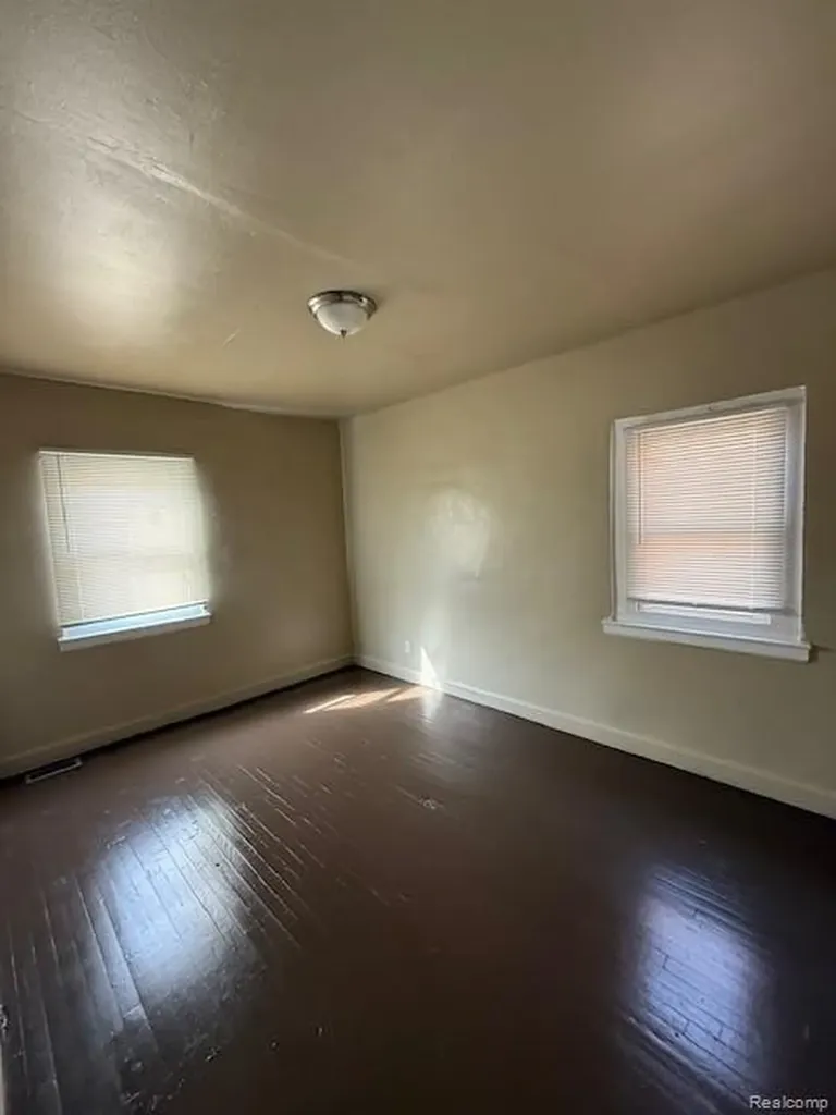 17515 Northlawn Street Detroit City MI 48221