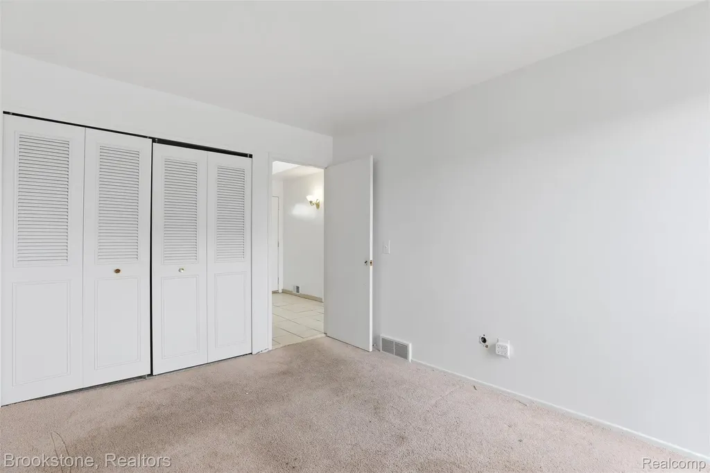 627 Mcdougall Mcdougall Street Detroit City MI 48207