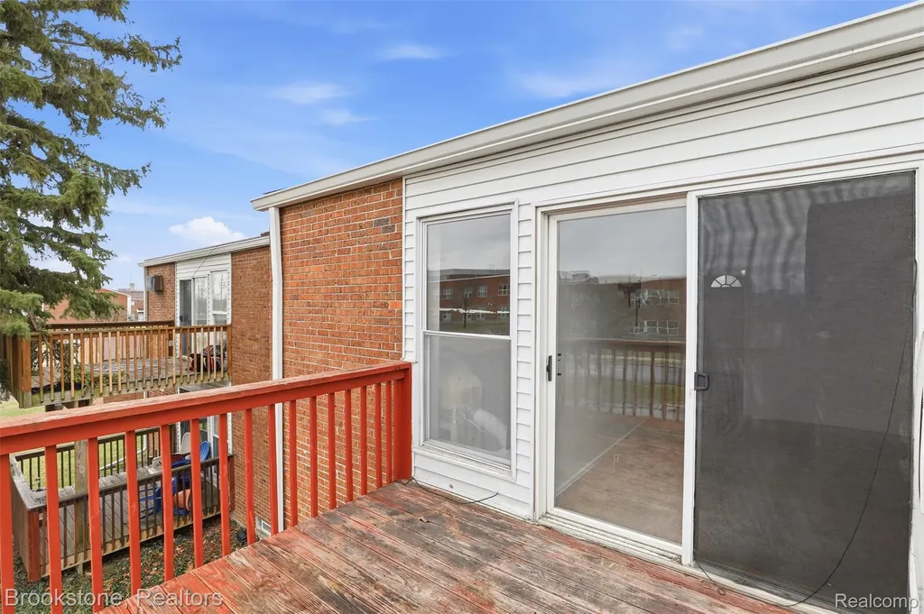 627 Mcdougall Mcdougall Street Detroit City MI 48207