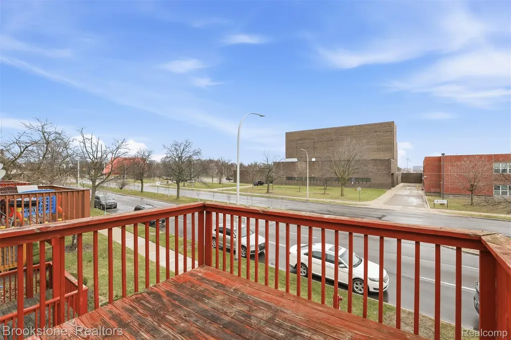 627 Mcdougall Mcdougall Street Detroit City MI 48207