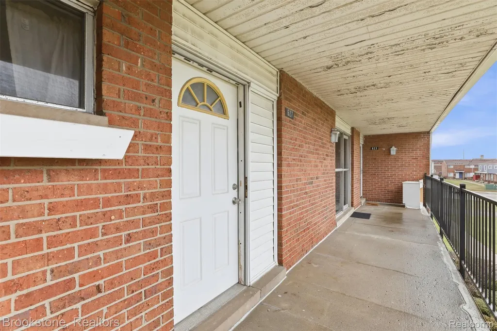 627 Mcdougall Mcdougall Street Detroit City MI 48207
