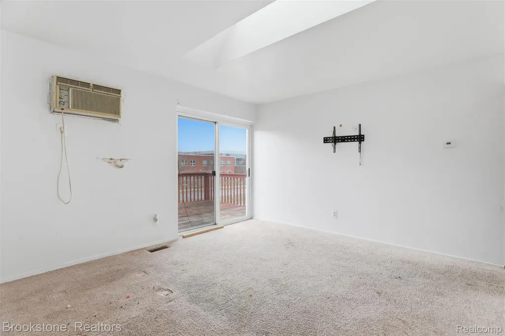 627 Mcdougall Mcdougall Street Detroit City MI 48207